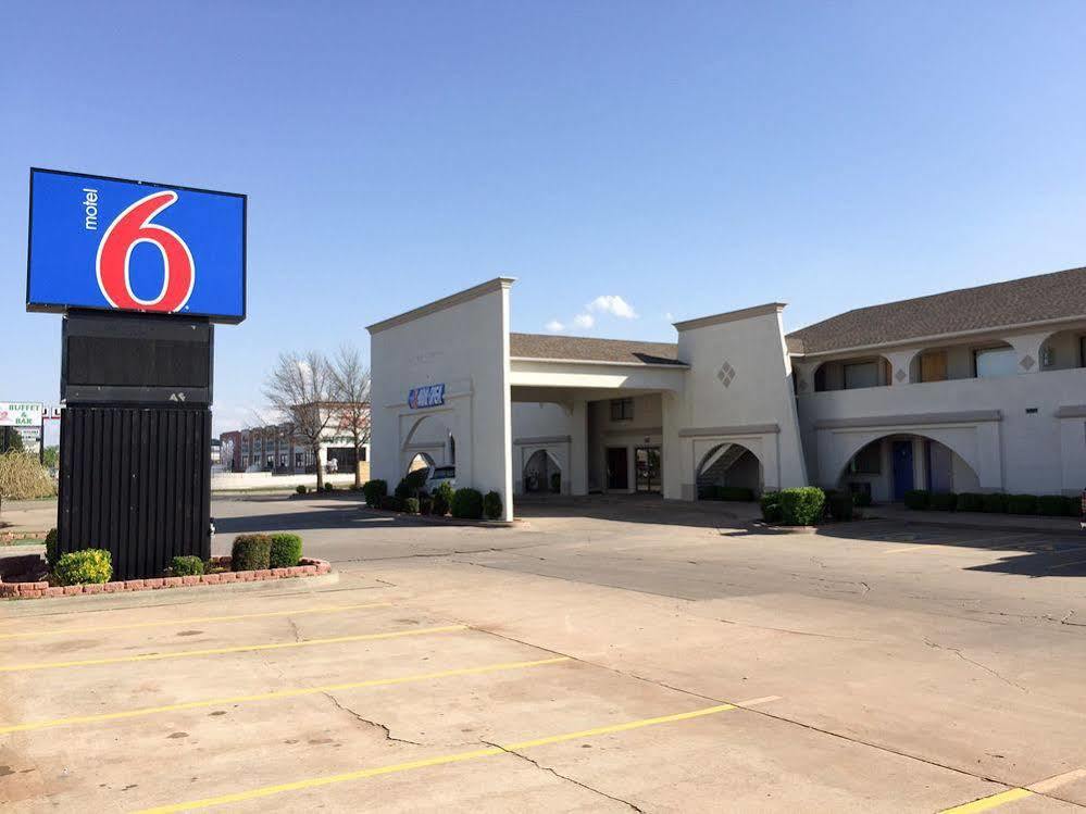 俄克拉荷马城西北高速公路戴斯酒店 Warr Acres 外观 照片